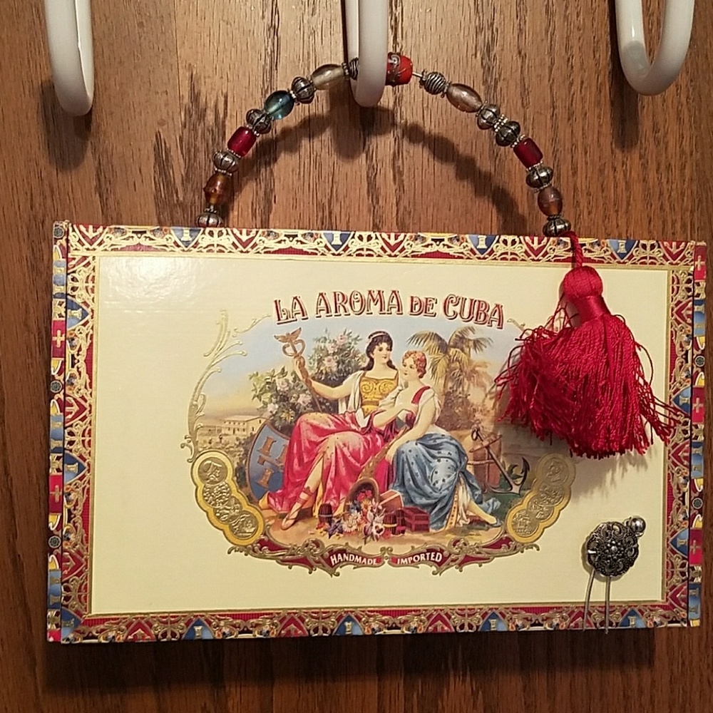 Boutique Cigar box purse